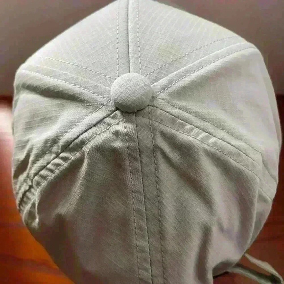 Club Monaco Unisex Ripstop Baseball Hat. Available in Grey or Green. NWT - Picture 11 of 12